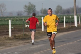 FitView-Marathon Man FitView-Marathon Man