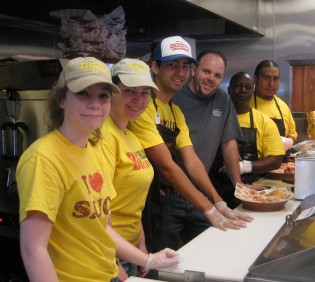 Get Your Grub and Graffiti On! Get Your Grub and Graffiti On!