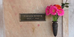 Famous Forest Lawn Cemetery Famous Forest Lawn Cemetery