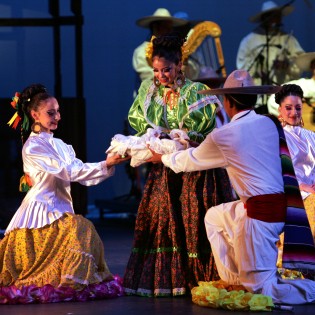 “Posada Navideña” is Coming to the Gallo “Posada Navideña” is Coming to the Gallo