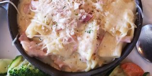 Mac ‘N Cheese, an Ooey-gooey Winter Food Mac ‘N Cheese, an Ooey-gooey Winter Food