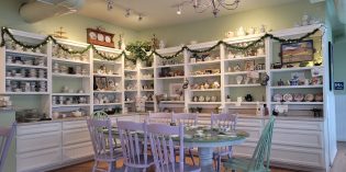 DateView: Your Slice of Heaven Awaits at Dragonfly Tea Room DateView: Your Slice of Heaven Awaits at Dragonfly Tea Room